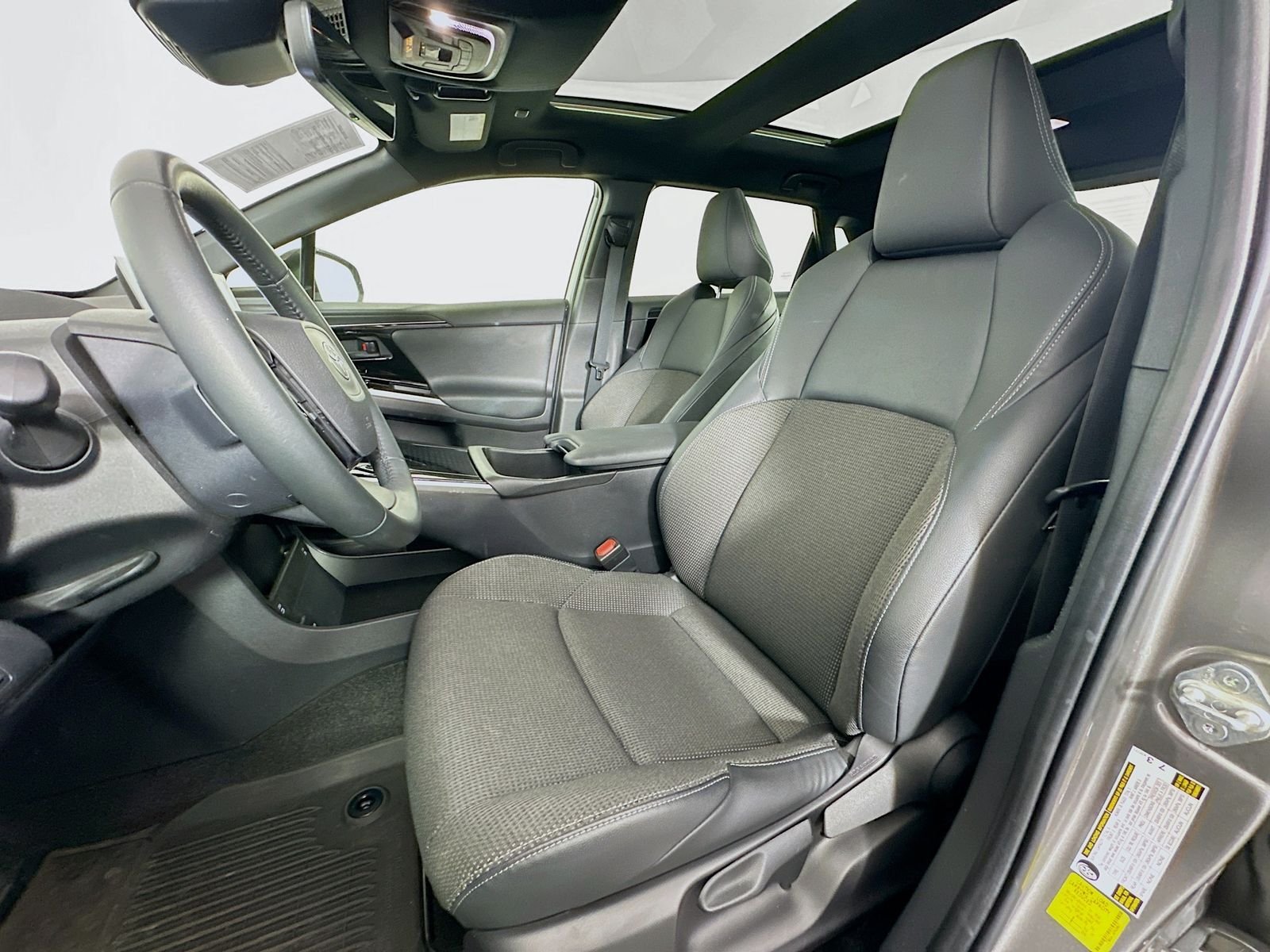 Used 2023 Heavy Metal Toyota XLE image 20