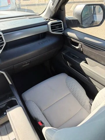 2025 Toyota Tundra SR5 - Photo 12