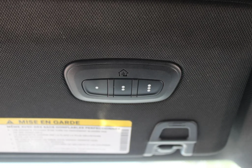 Used 2021 Silver Jeep Overland image 22