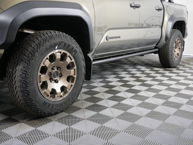 2026 Toyota Tacoma Trailhunter - Photo 2