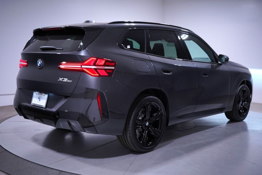 New 2026 Dark Graphite BMW 30 xDrive image 3