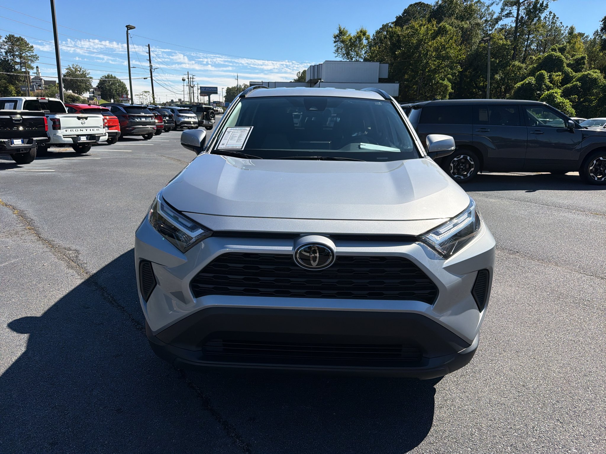 Used 2025 Silver Sky Metallic Toyota XLE image 9