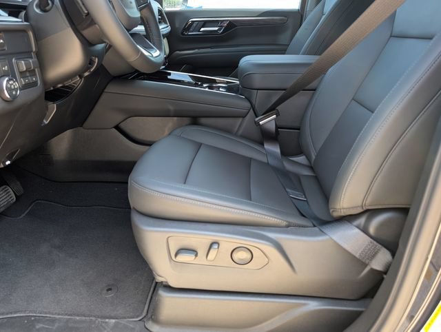New 2026 Dark Ash Metallic Chevrolet Z71 image 10