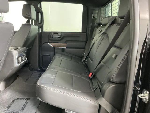 Used 2022 Black Chevrolet High Country image 28
