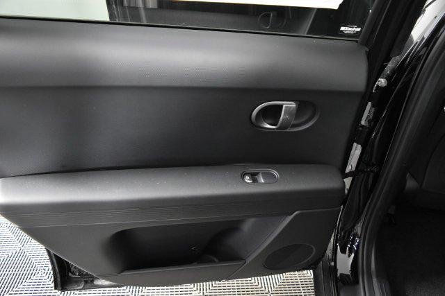 New 2026 Black Hyundai SE image 74