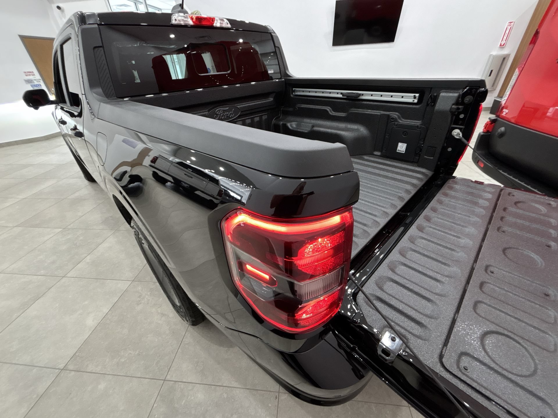 New 2026 Shadow Black Ford Lobo™ image 32