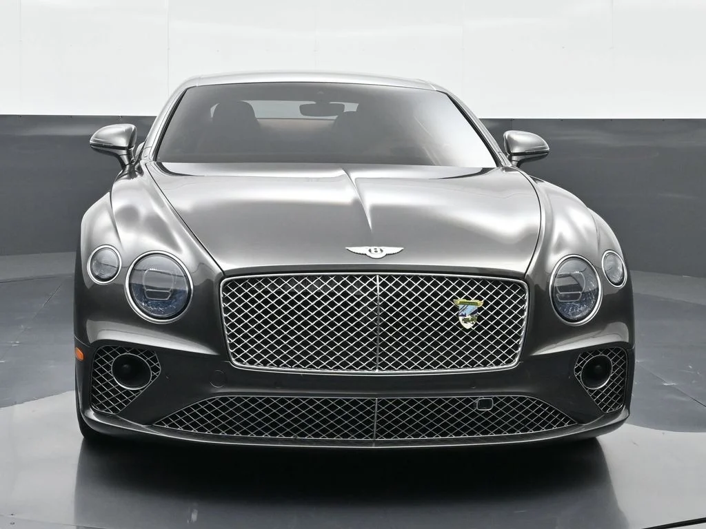 Used 2020 Silver Bentley  image 15