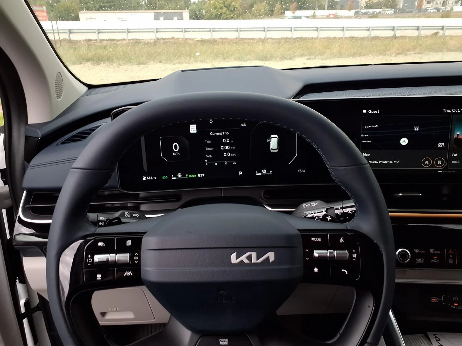 New 2027 Snow White Pearl Kia SX Prestige image 6