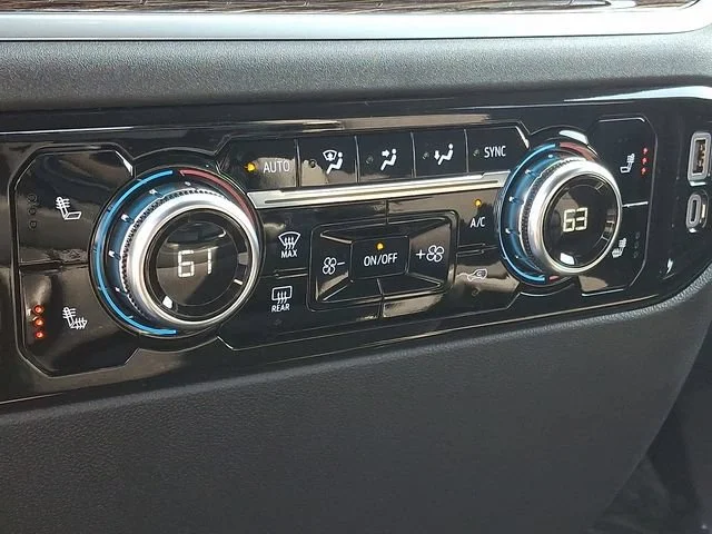 New 2026 Onyx Black GMC Elevation image 12