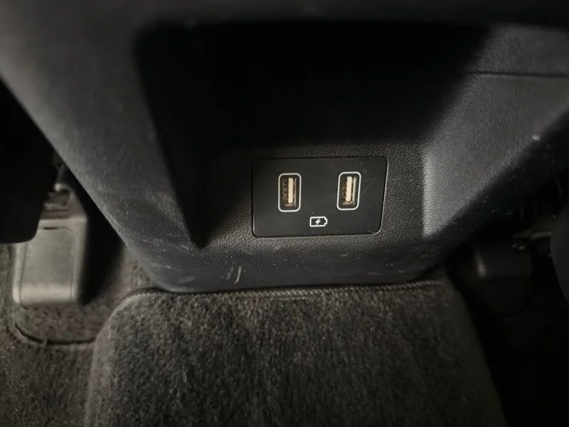 Used 2022 Black Hyundai SEL Convenience image 17