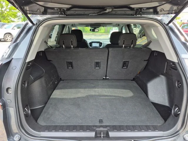 Used 2018  GMC SLE image 27