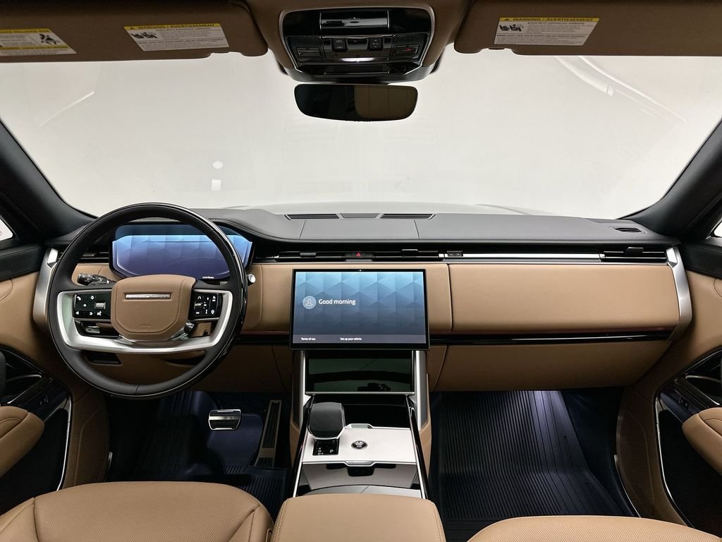 New 2026 Eiger Grey Land Rover SE image 16