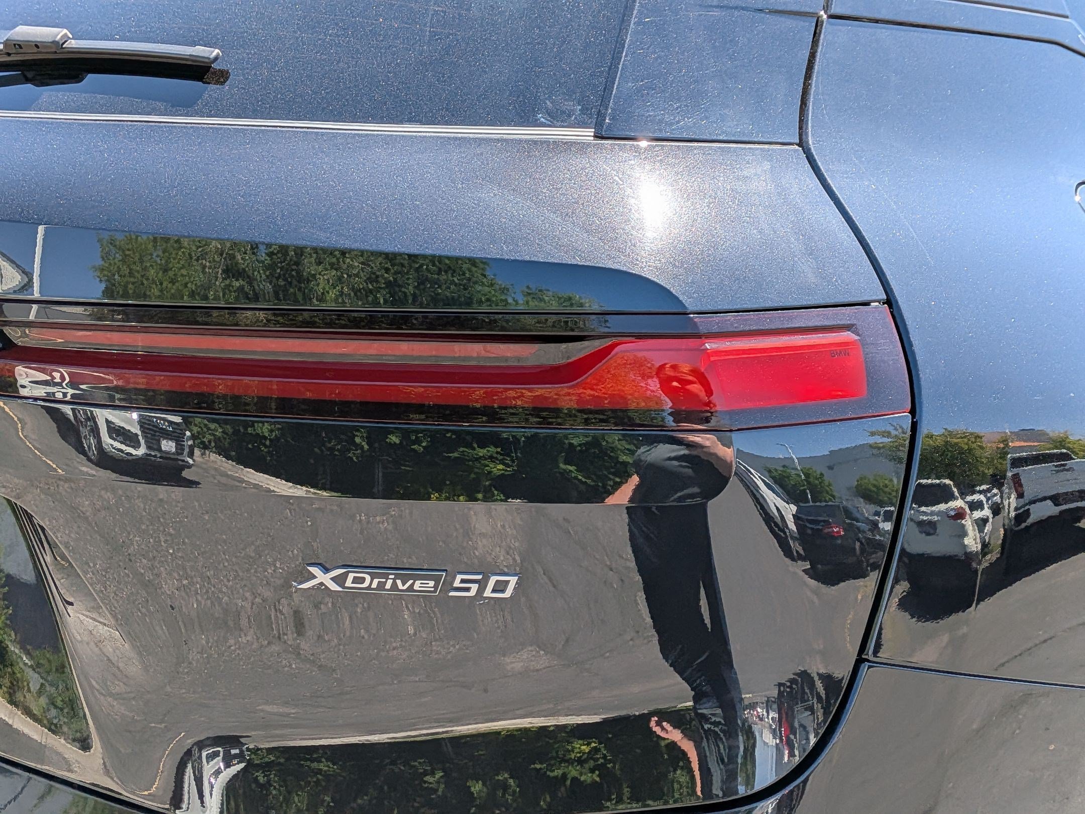 2025 BMW iX 50 - Photo 12