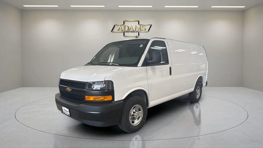 2025 Chevrolet Express 2500 Work Van HD's photo