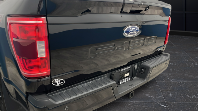Used 2023 Agate Black Metallic Ford XLT image 42