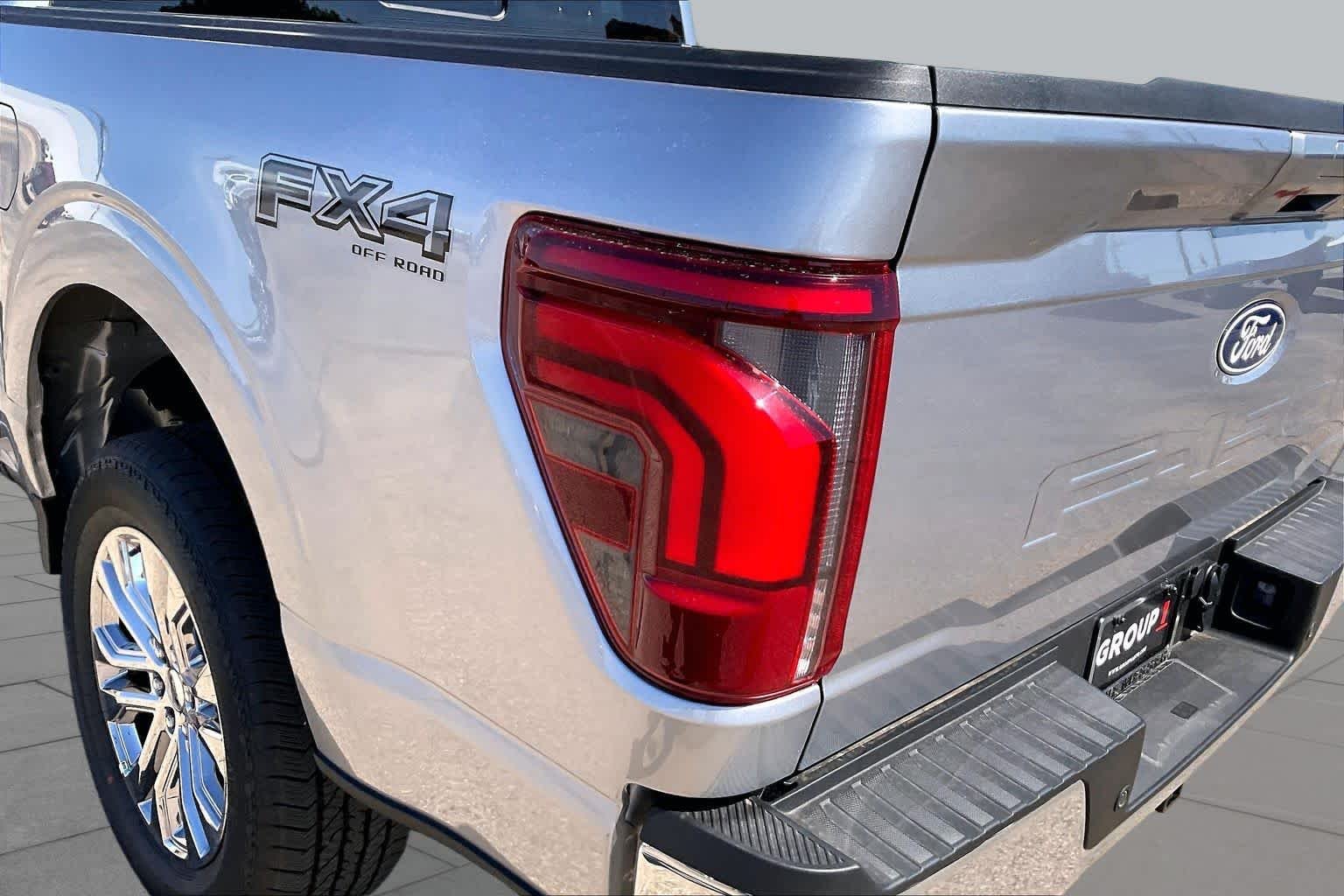 New 2026 Iconic Silver Metallic Ford Lariat® image 14