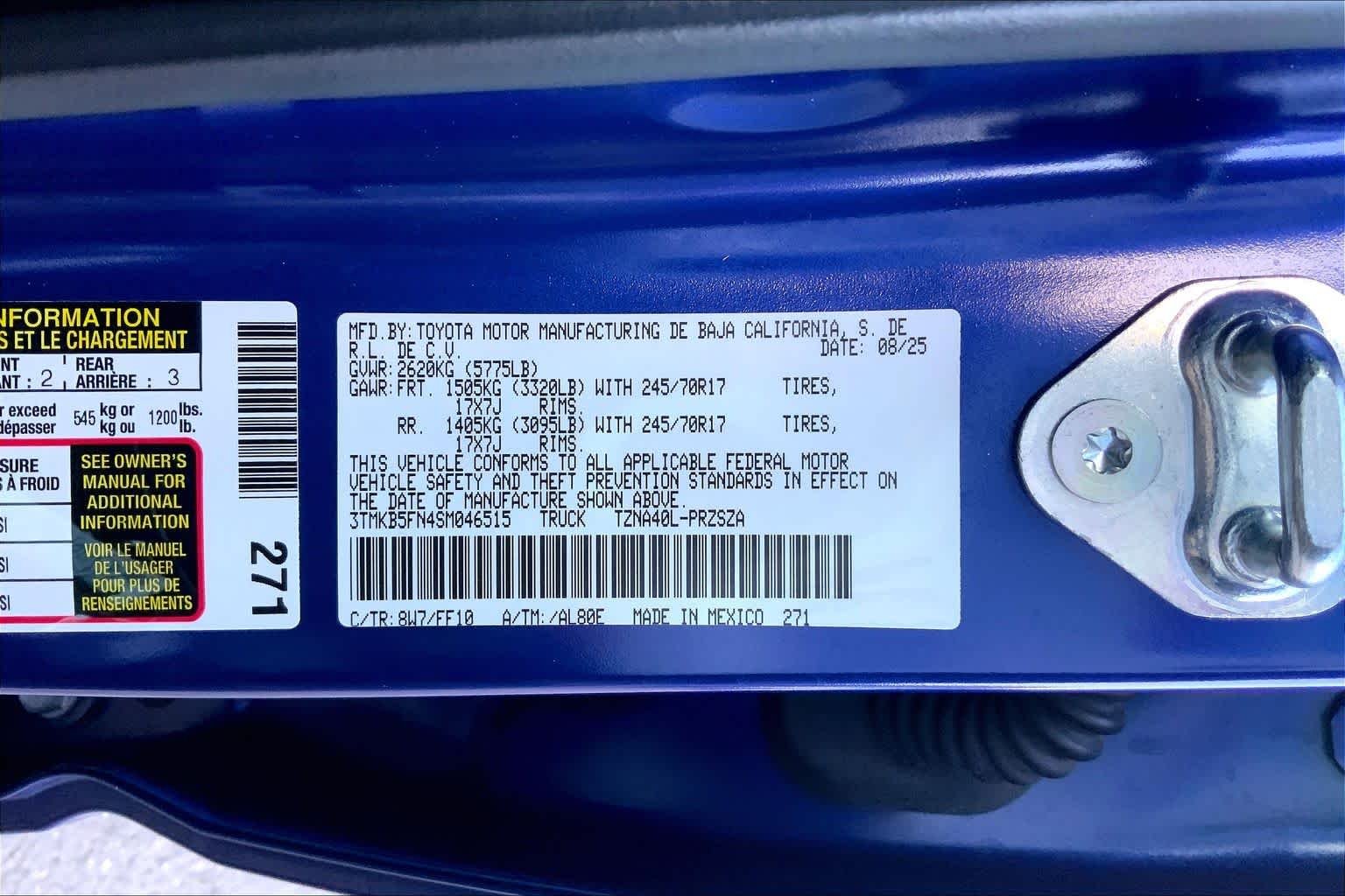 Used 2025 Blue Crush Metallic Toyota SR5 image 34