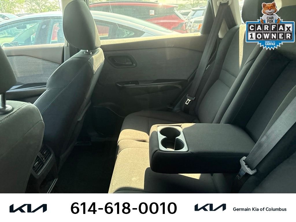 Used 2023 Gray Nissan S image 10