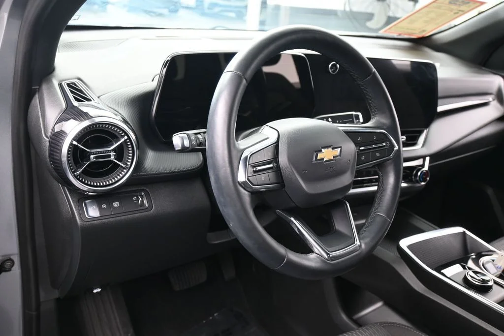 Used 2026 Sterling Gray Metallic Chevrolet LT image 17