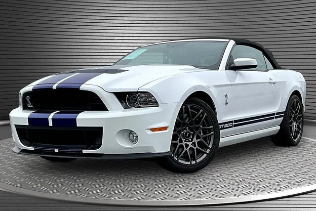 Used 2014 White Ford Shelby GT500 image 1