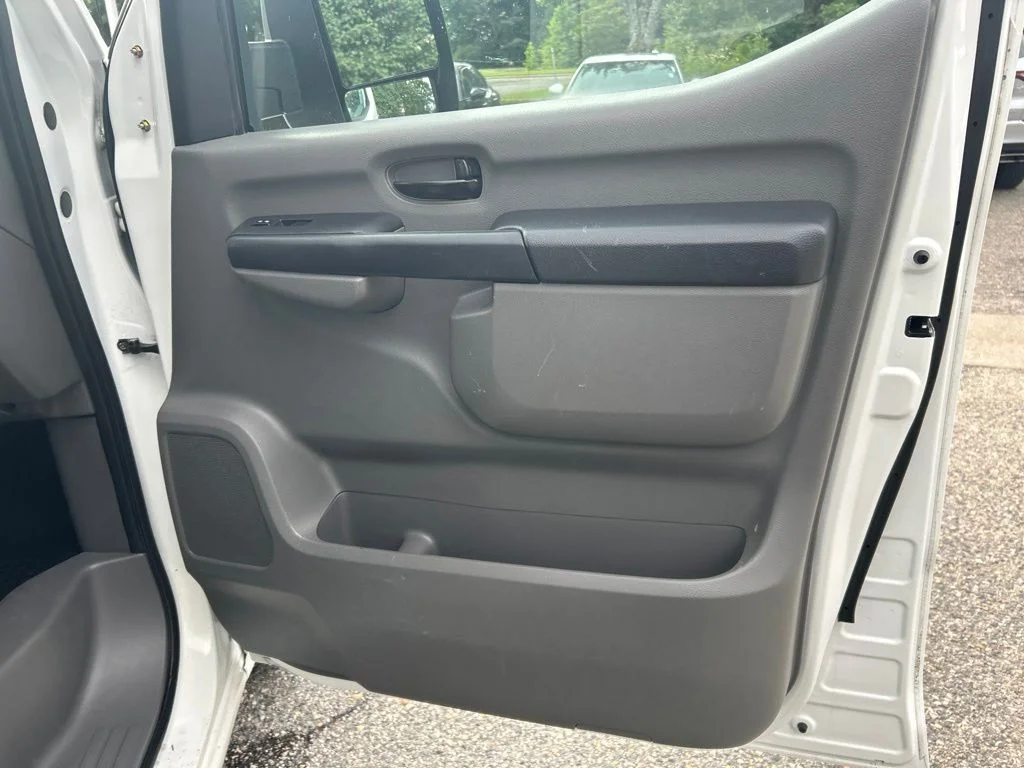 Used 2020 Glacier White Nissan SV image 20