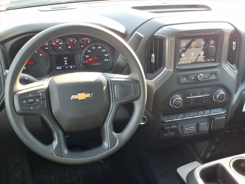 New 2025 Summit White Chevrolet WT image 2