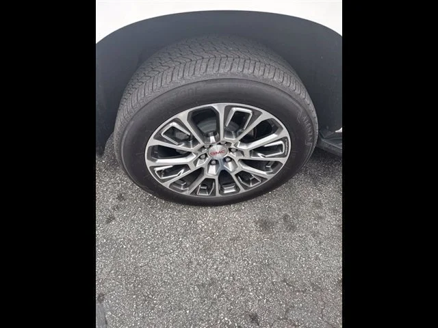 Certified Used 2025 White Frost Tricoat GMC Denali image 18