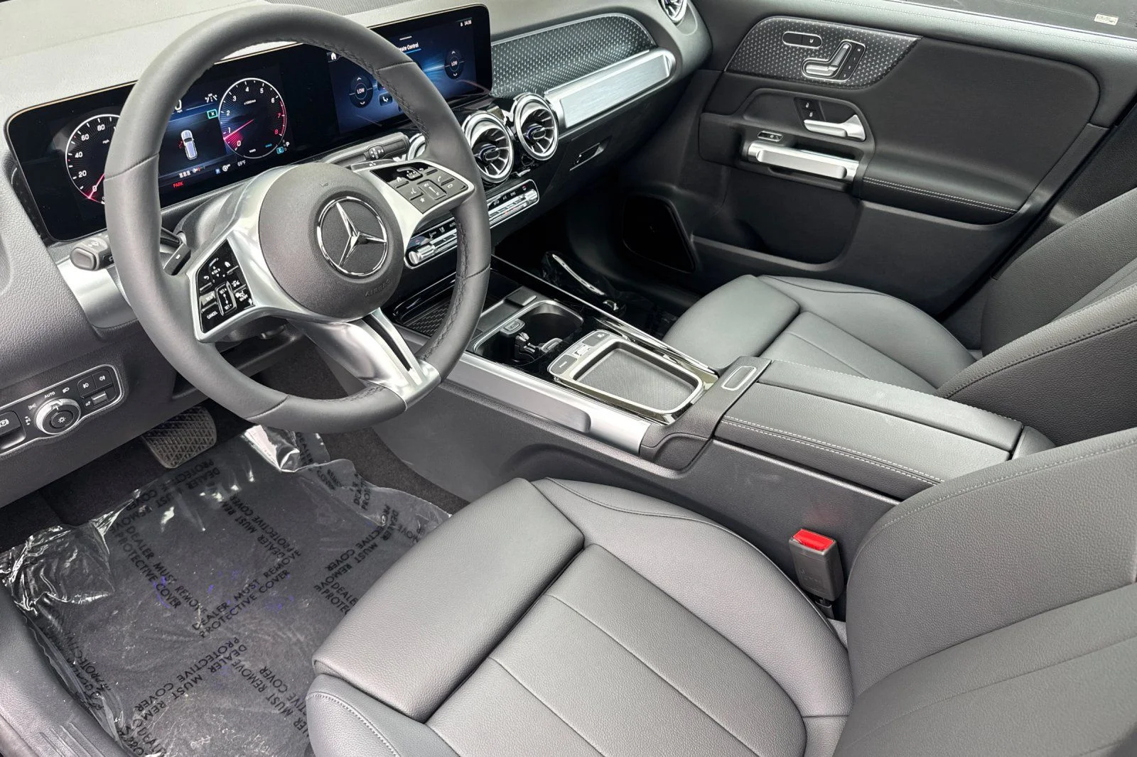 New 2026 Black Mercedes-Benz GLB 250 image 8