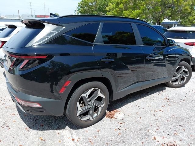 Used 2024 Black Hyundai SEL image 3