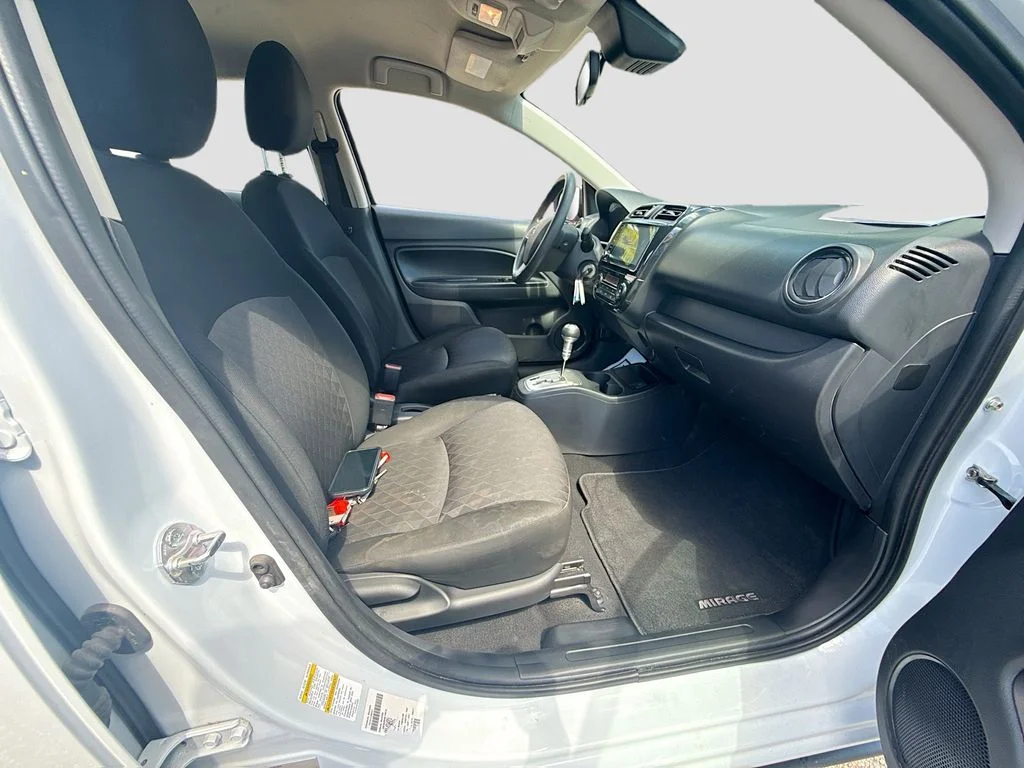 Used 2024  Mitsubishi ES image 28