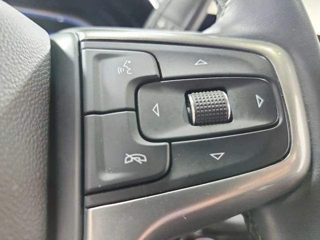 Used 2025 White Chevrolet LT image 24