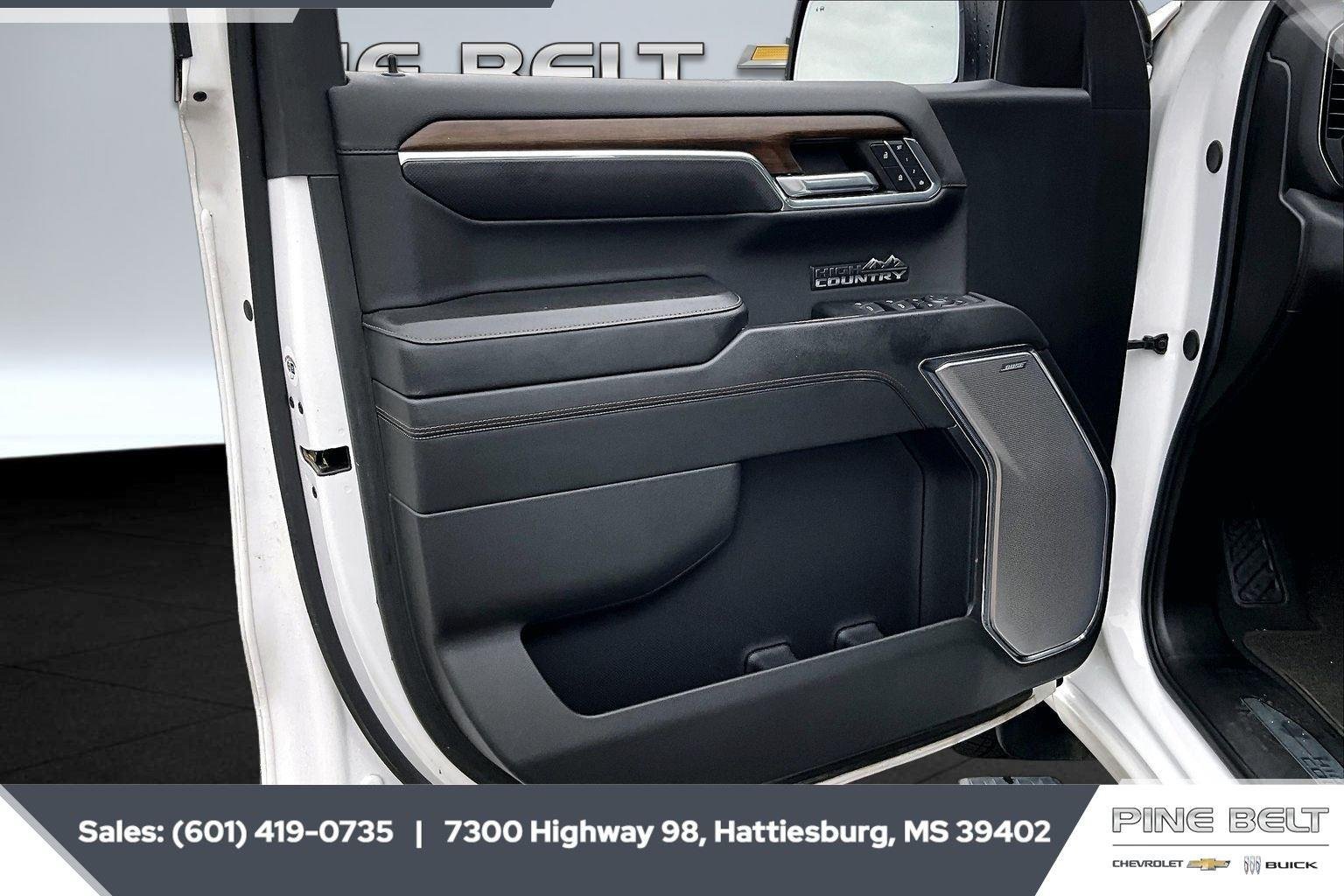 Used 2024 Iridescent Pearl Tricoat Chevrolet High Country image 18