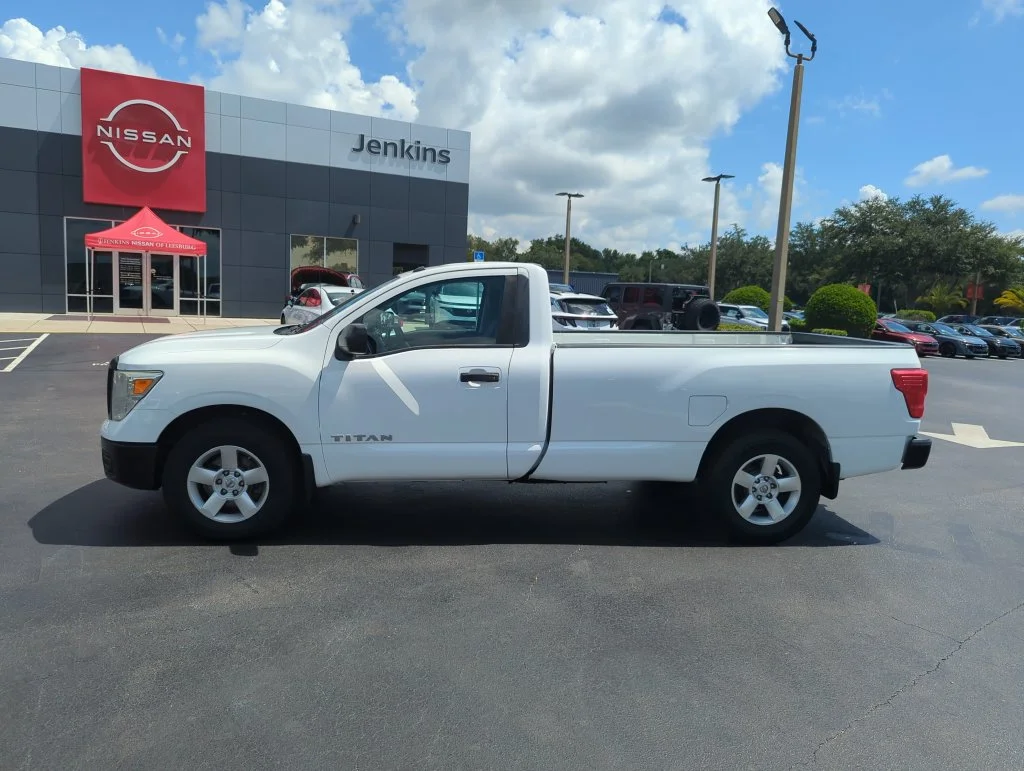 Used 2019 White Nissan S image 11