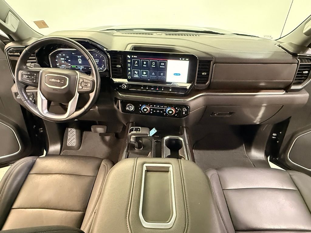 Used 2022 Titanium GMC SLT image 17