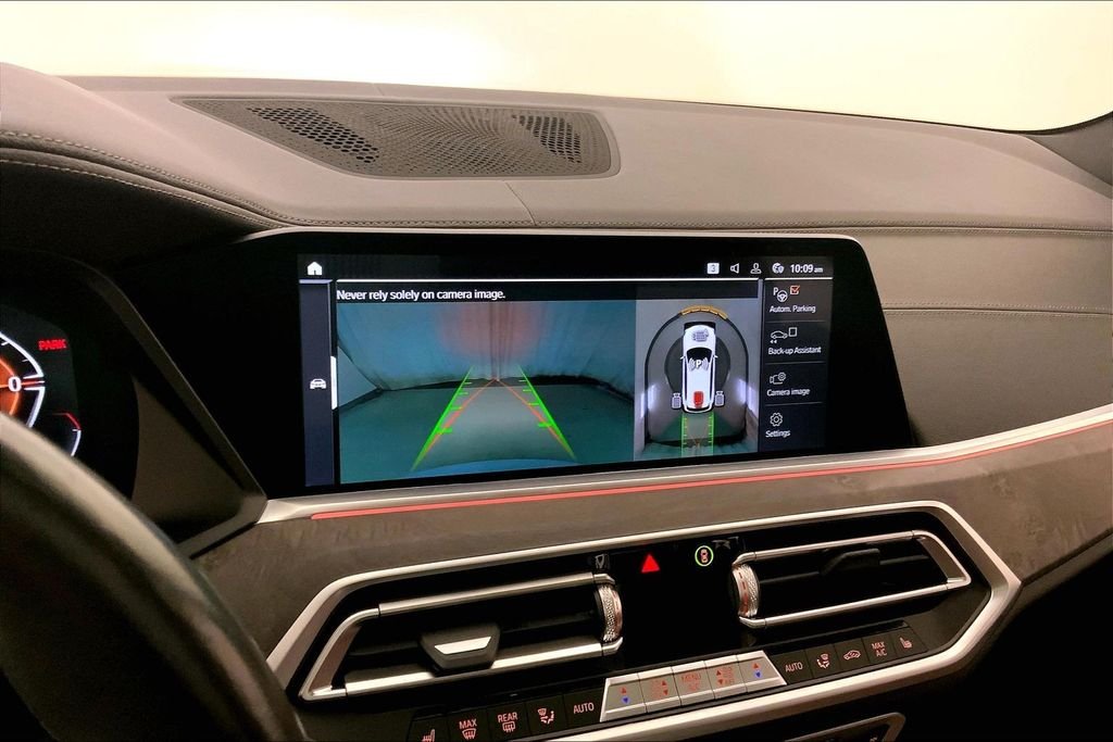 Used 2022 Mineral White Metallic BMW  image 17