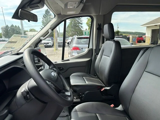 New 2026 Oxford White Ford Passenger Van XL image 21