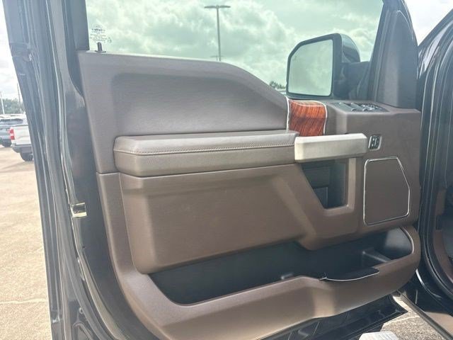 Used 2018 Stone Gray Ford King Ranch image 7