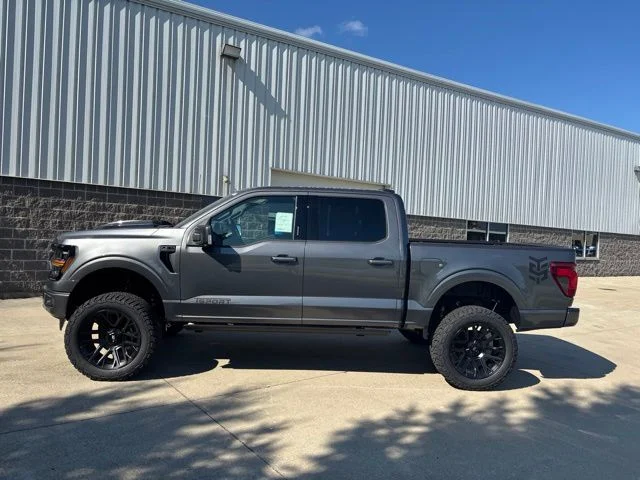 New 2026 Carbonized Gray Metallic Ford XLT image 9