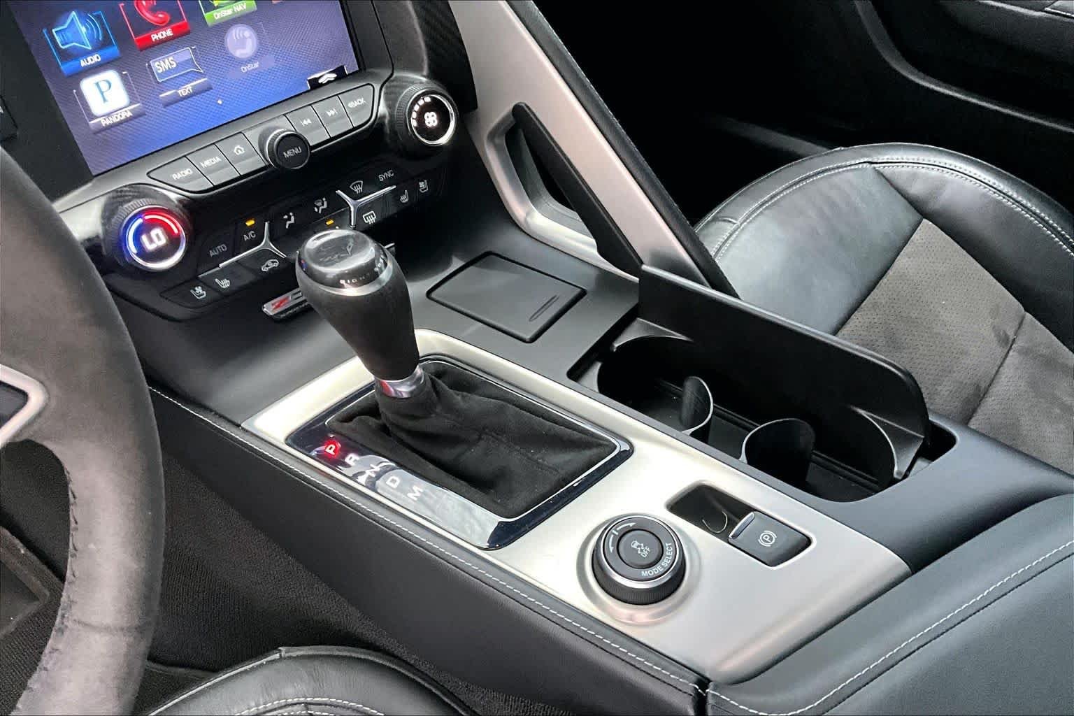 Used 2015 Arctic White Chevrolet Z06 2LZ image 15