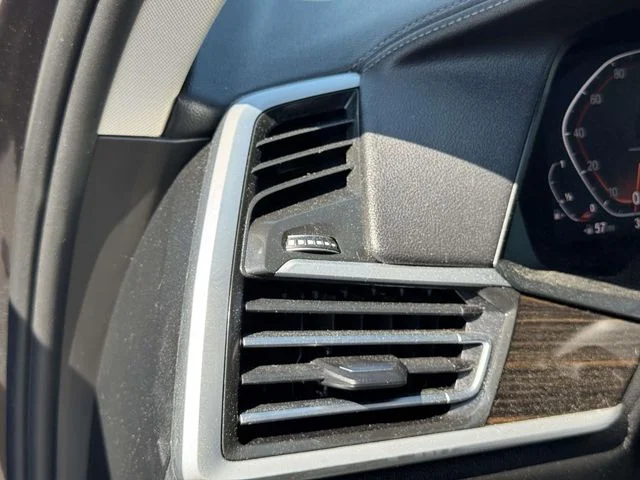 Used 2020 Gray BMW xDrive40i image 26