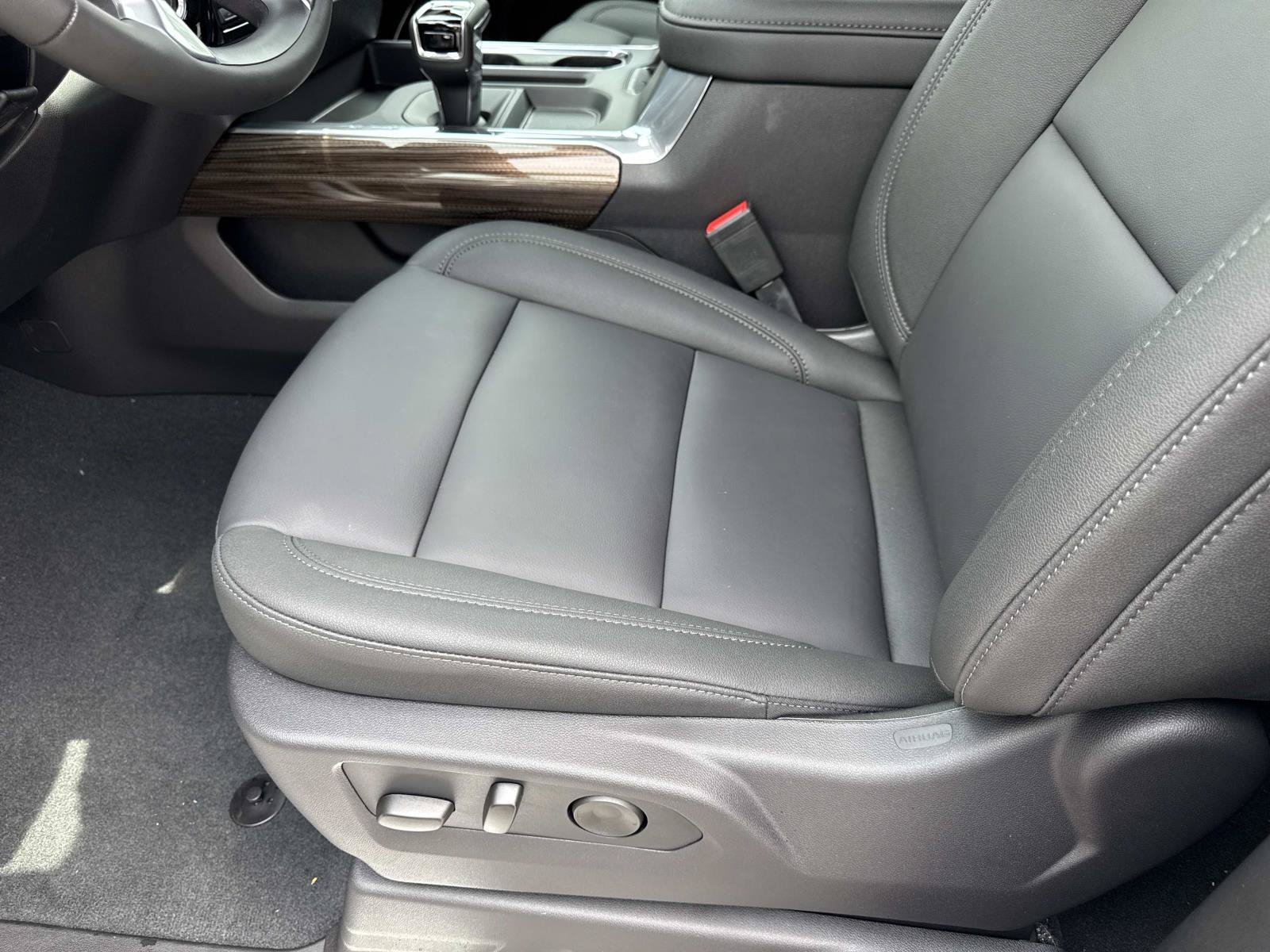 New 2026 Summit White Chevrolet LT Trail Boss image 19