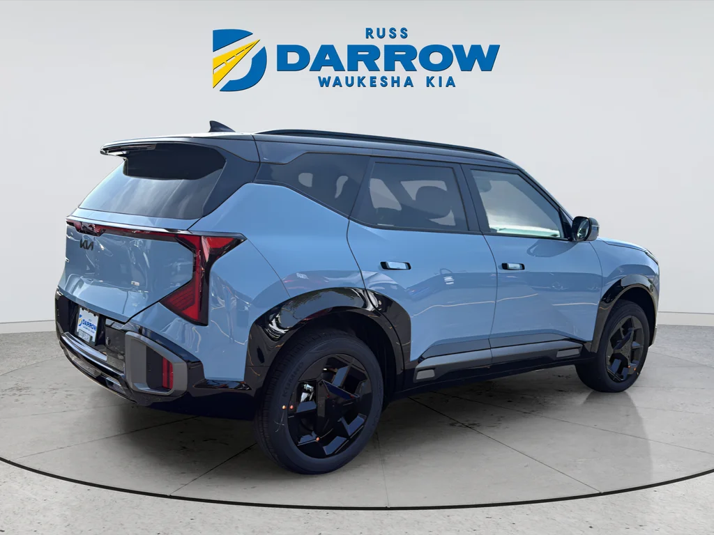 New 2027 Frost Blue / Black Roof Kia X-Line S image 5