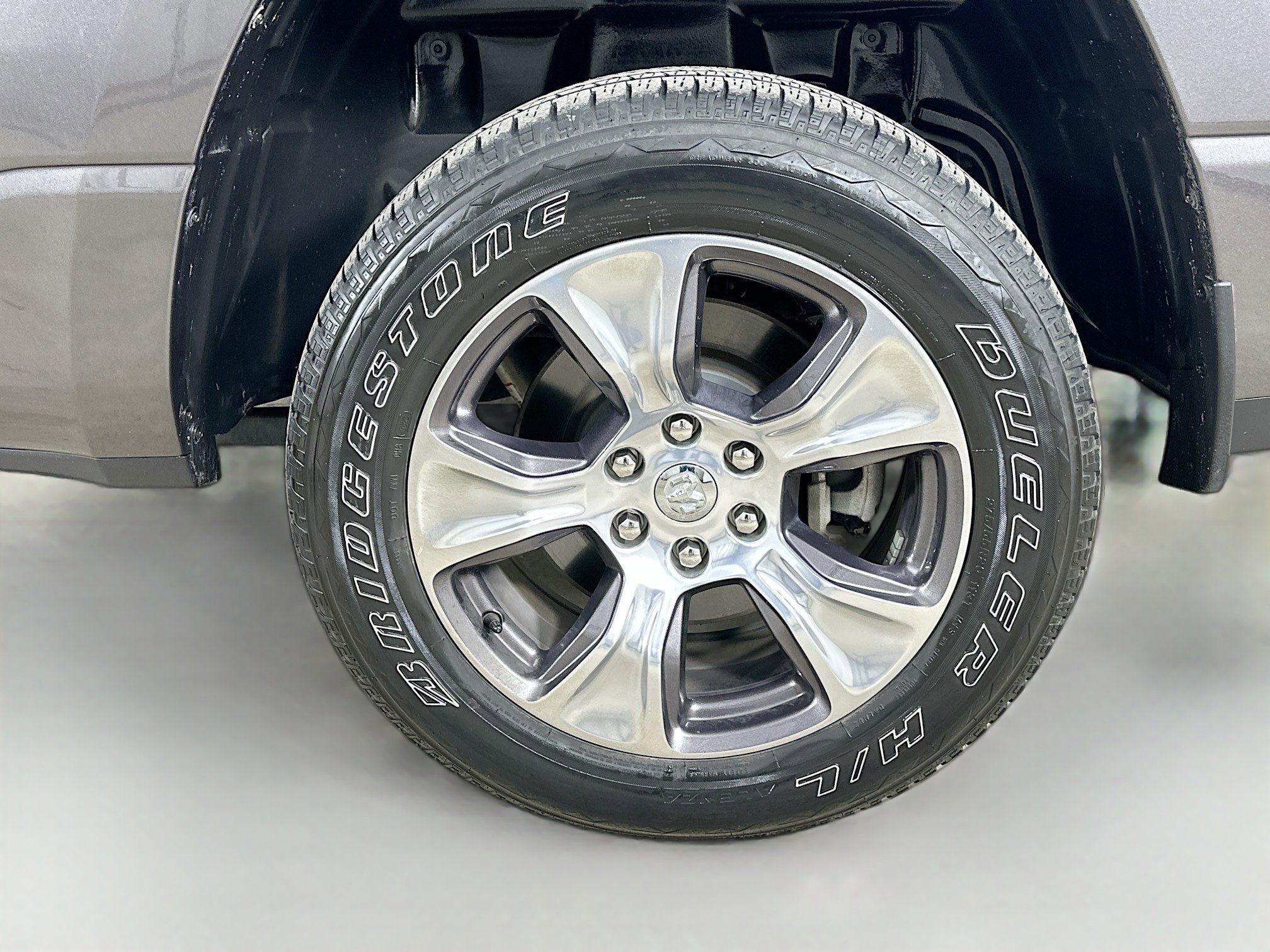 Used 2023 Granite Crystal Metallic Clearcoat Ram Laramie image 37