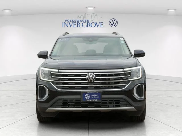 Certified 2025 Volkswagen Atlas SE w/Tech with VIN 1V2HR2CA7SC532211 for sale in Inver Grove Heights, Minnesota
