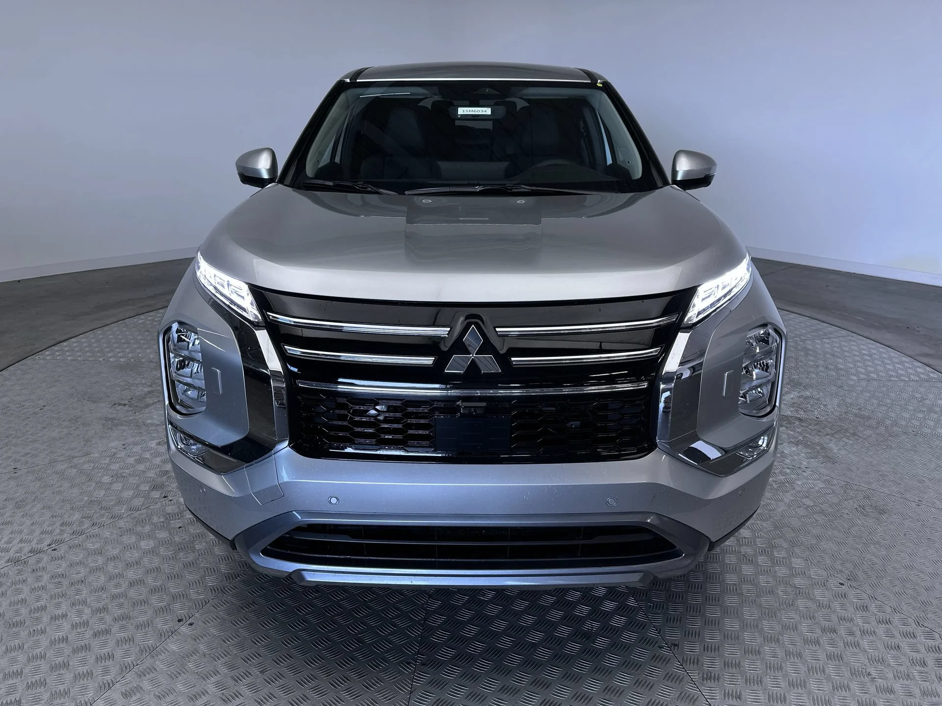 New 2026 Alloy Silver Metallic Mitsubishi SE image 31