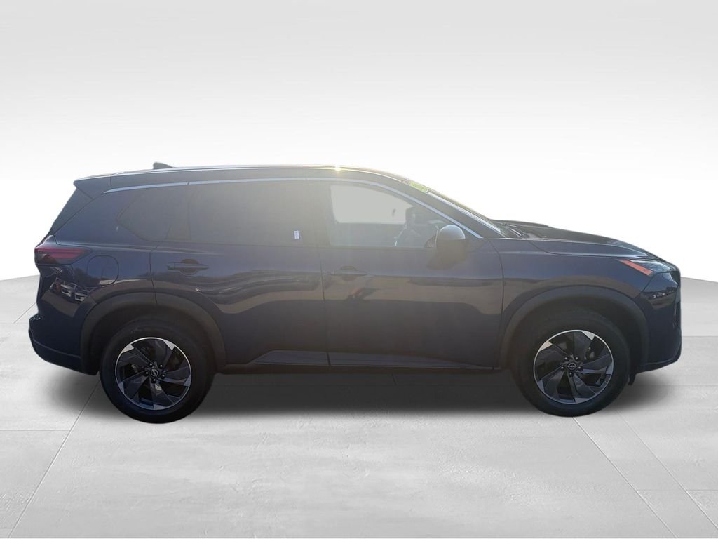 Used 2024 Blue Nissan SV image 6
