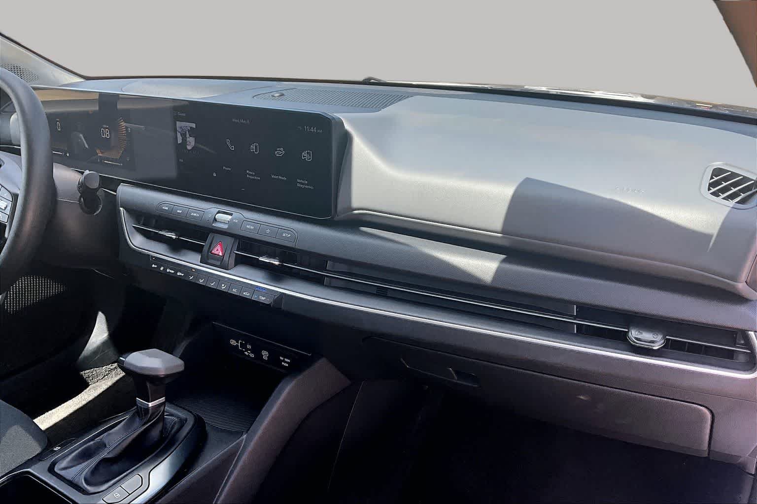 Used 2025 Deep Sea Blue Kia LXS image 13