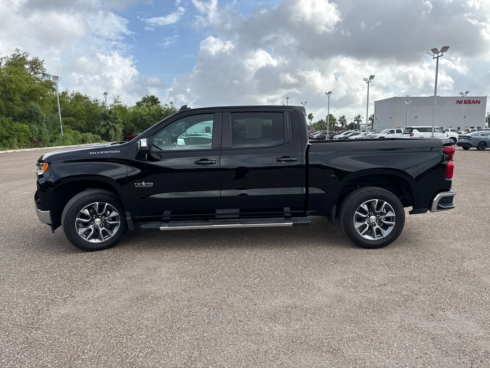 Used 2026 Black Chevrolet LT image 4