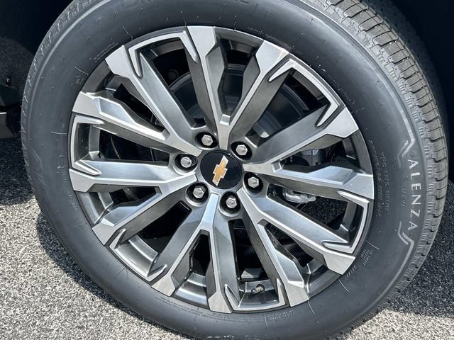 New 2026 Sterling Gray Metallic Chevrolet High Country image 12