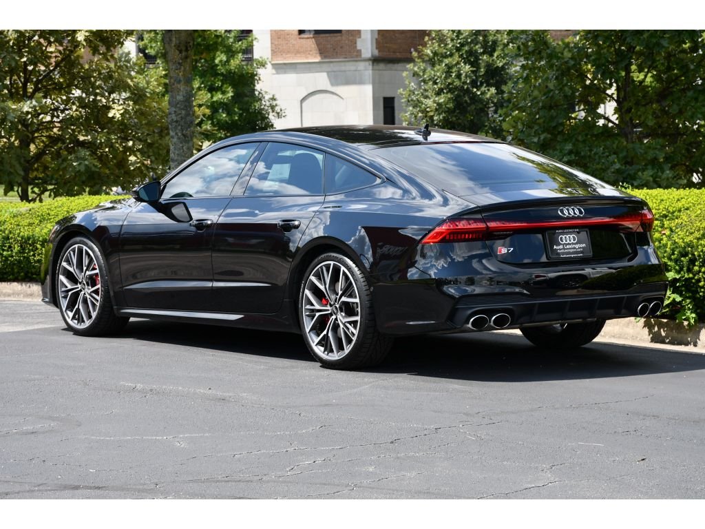 Used 2025 Brilliant Black Audi Prestige image 6